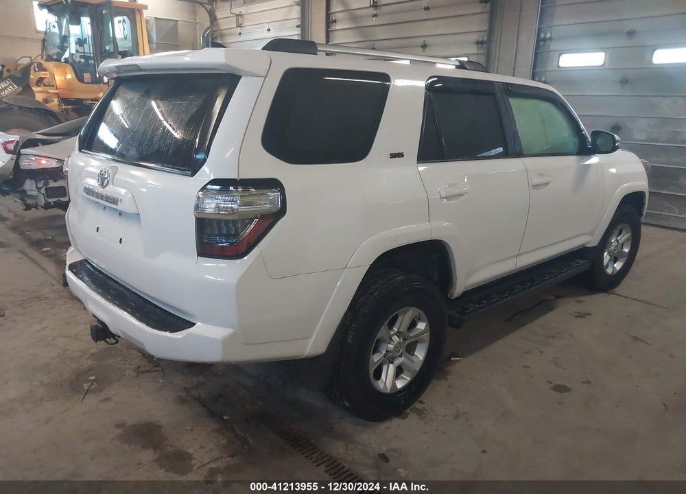 2019 TOYOTA 4RUNNER SR5 VIN: JTEBU5JR8K5668234