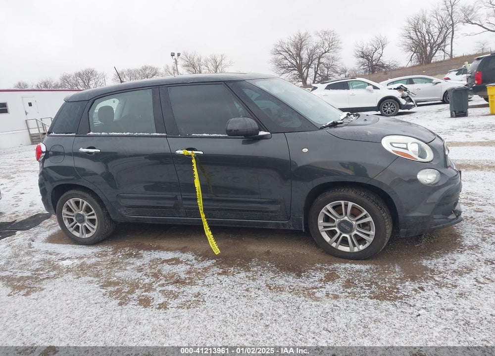 2018 FIAT 500L VIN: ZFBCFAAH4JZ041009