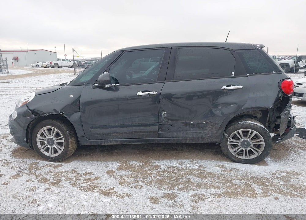 2018 FIAT 500L VIN: ZFBCFAAH4JZ041009
