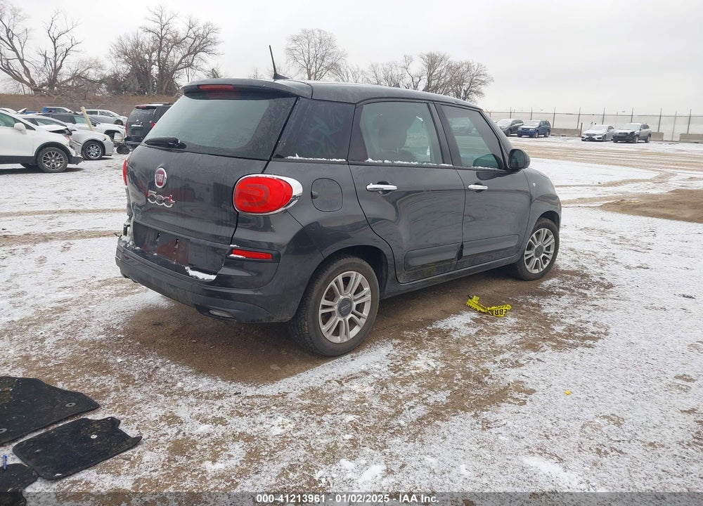 2018 FIAT 500L VIN: ZFBCFAAH4JZ041009