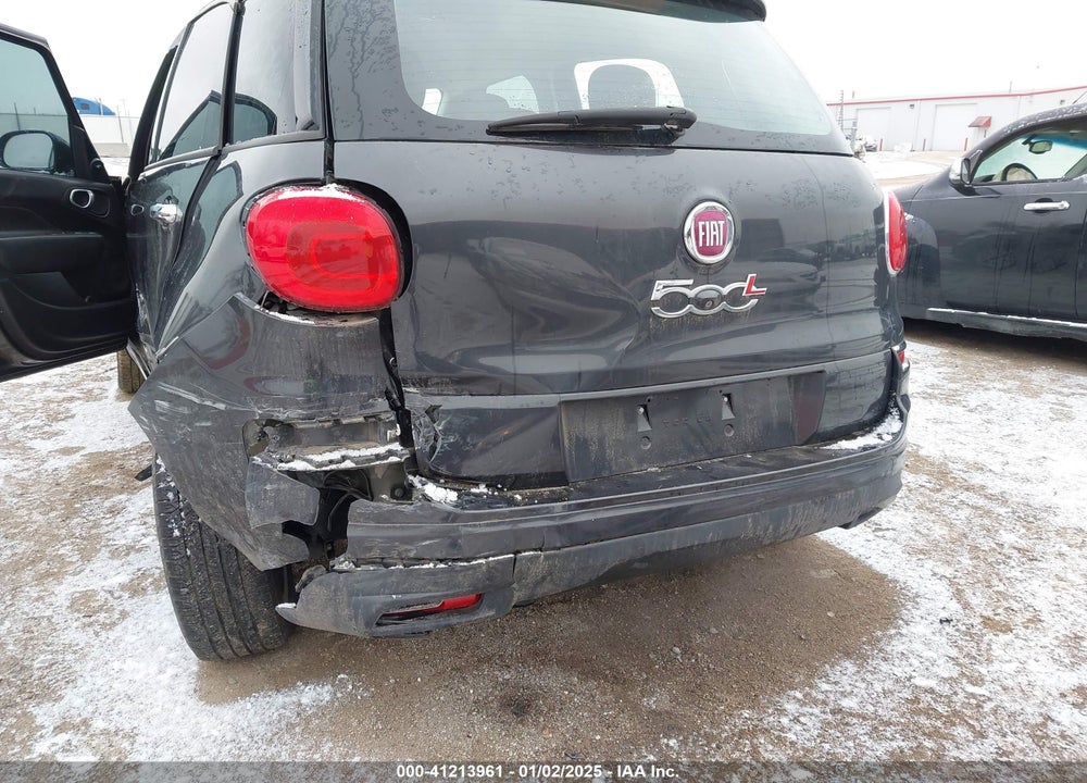 2018 FIAT 500L VIN: ZFBCFAAH4JZ041009