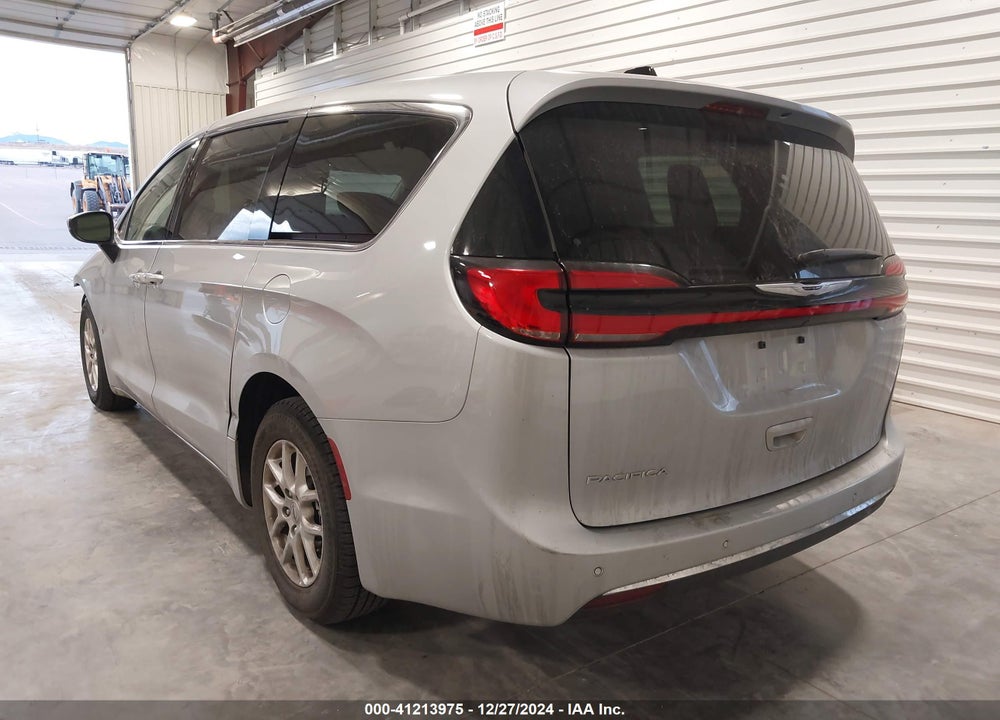 2023 CHRYSLER PACIFICA TOURING L VIN: 2C4RC1BG9PR594599