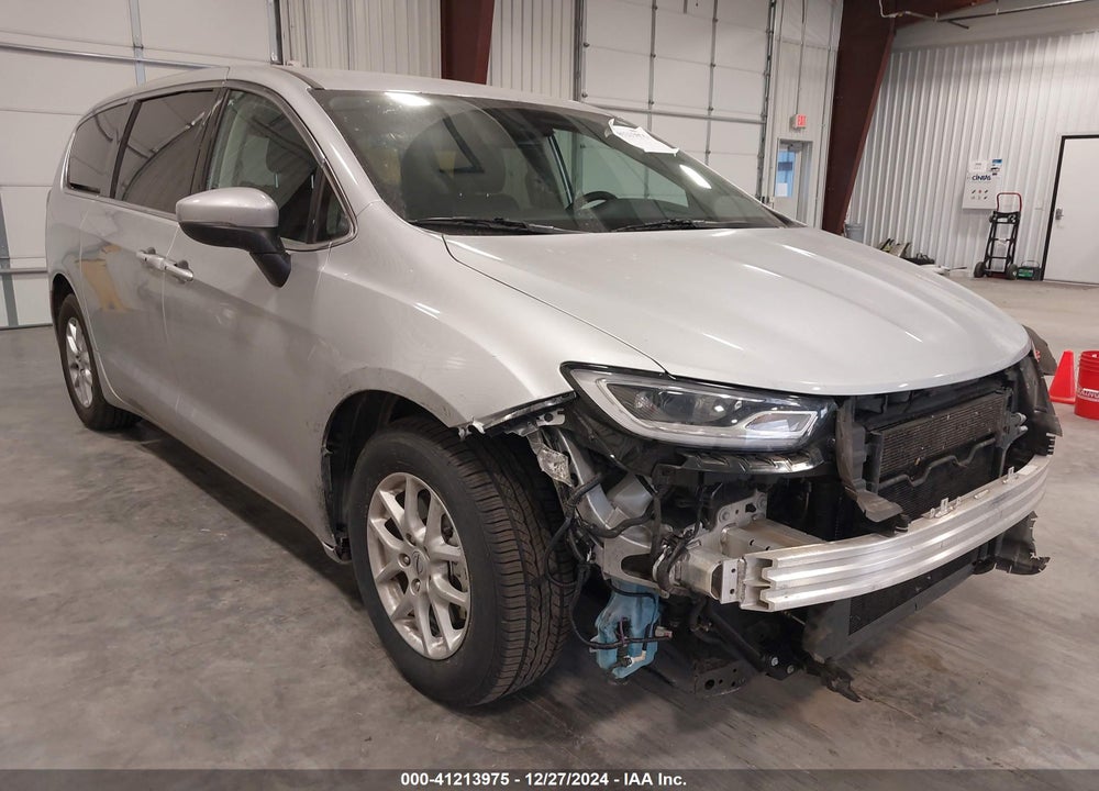 2023 CHRYSLER PACIFICA TOURING L VIN: 2C4RC1BG9PR594599