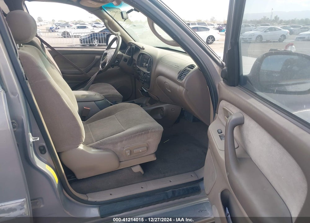 2002 TOYOTA SEQUOIA SR5 VIN: 5TDZT34AX2S086579