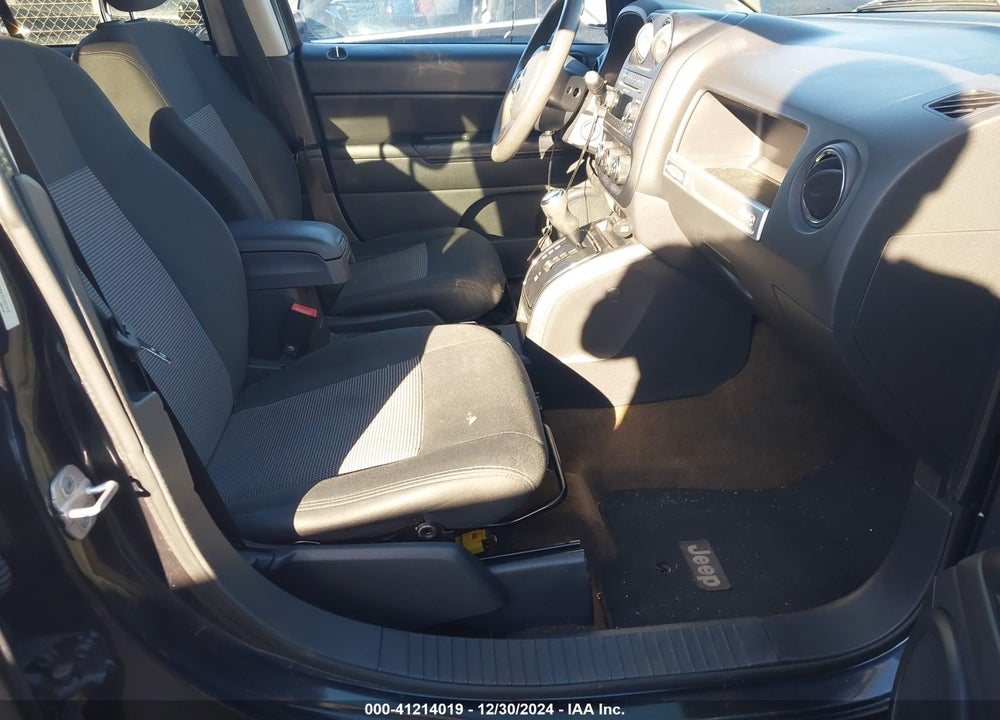 2014 JEEP COMPASS SPORT VIN: 1C4NJCBA7ED537412