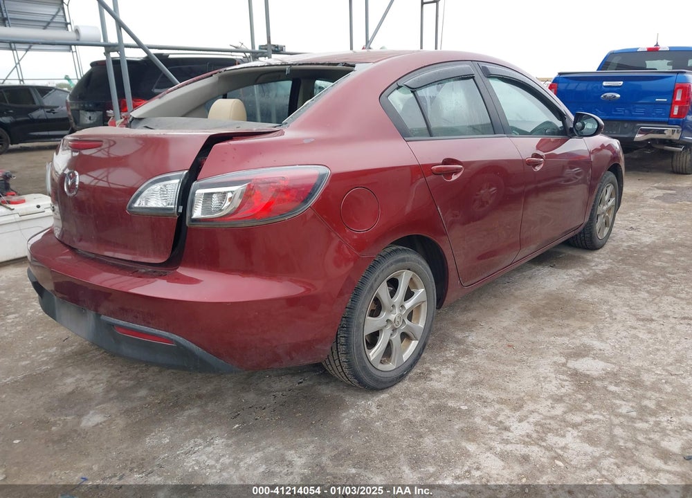 2011 MAZDA 3 I TOURING VIN: JM1BL1VF5B1495831