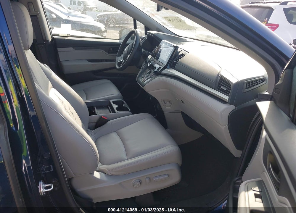 2022 HONDA ODYSSEY EX-L VIN: 5FNRL6H77NB013825
