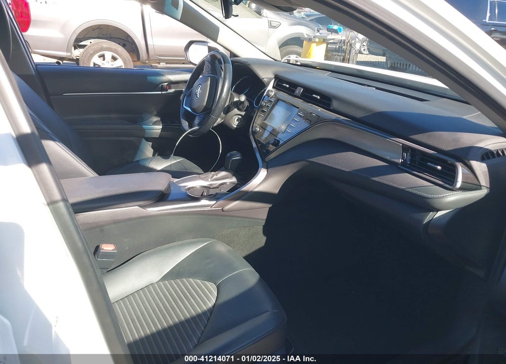 2019 TOYOTA CAMRY SE VIN: 4T1B11HK8KU178196