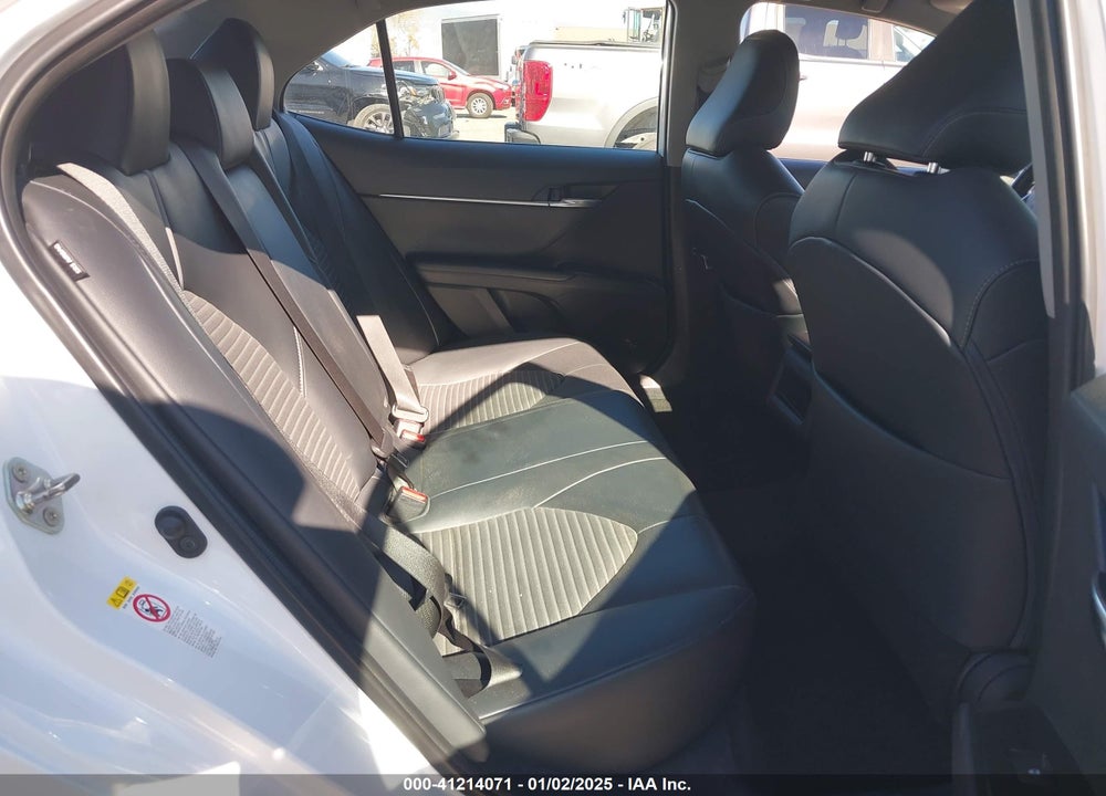 2019 TOYOTA CAMRY SE VIN: 4T1B11HK8KU178196