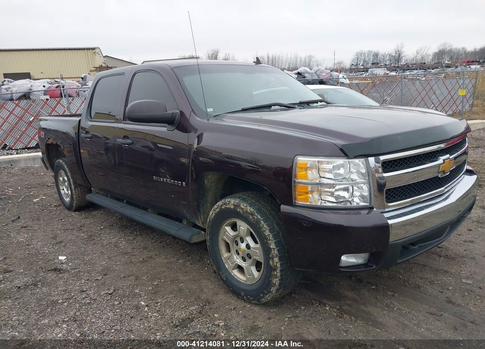 2008 CHEVROLET SILVERADO 1500 LT1 VIN: 2GCEK13M581208122