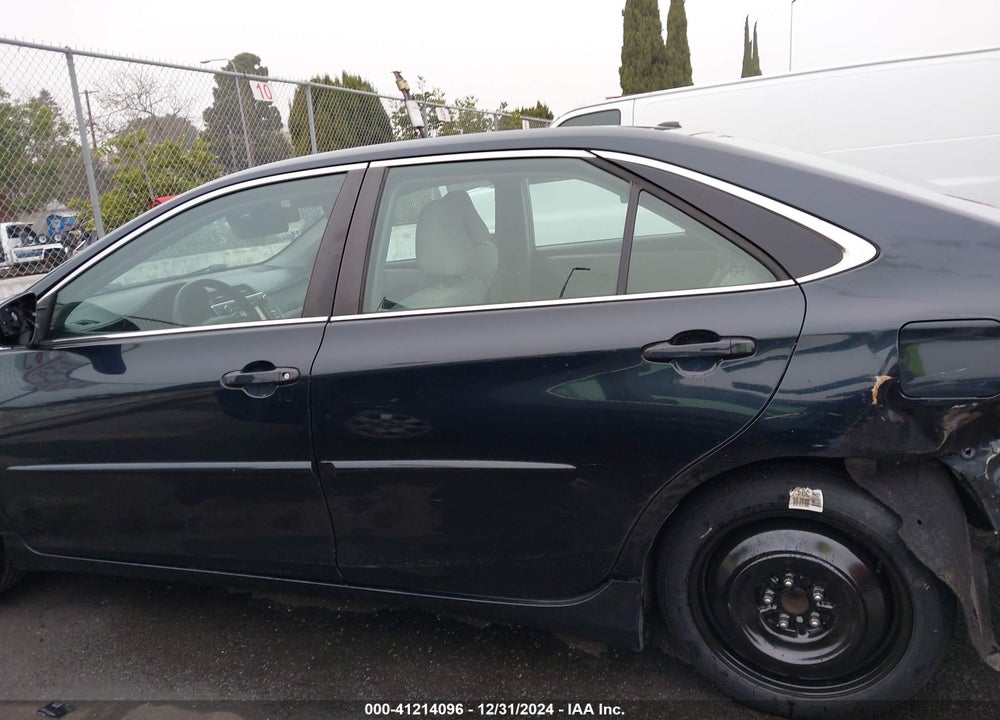 2015 TOYOTA CAMRY LE VIN: 4T1BF1FK1FU924644