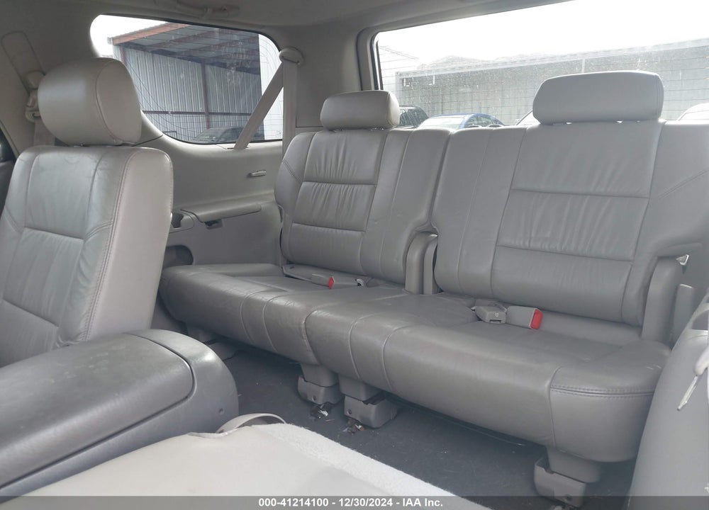 2005 TOYOTA SEQUOIA LIMITED V8 VIN: 5TDBT48AX5S256610