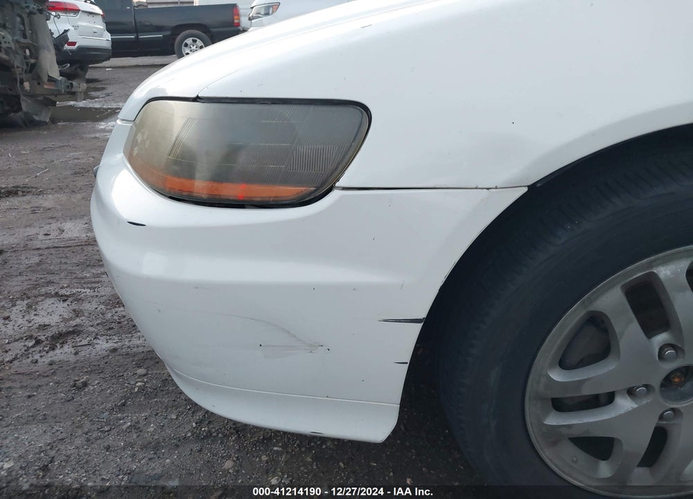 2001 HONDA ACCORD 3.0 EX VIN: 1HGCG22561A001762