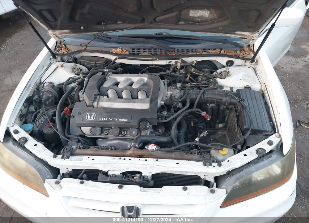 2001 HONDA ACCORD 3.0 EX VIN: 1HGCG22561A001762