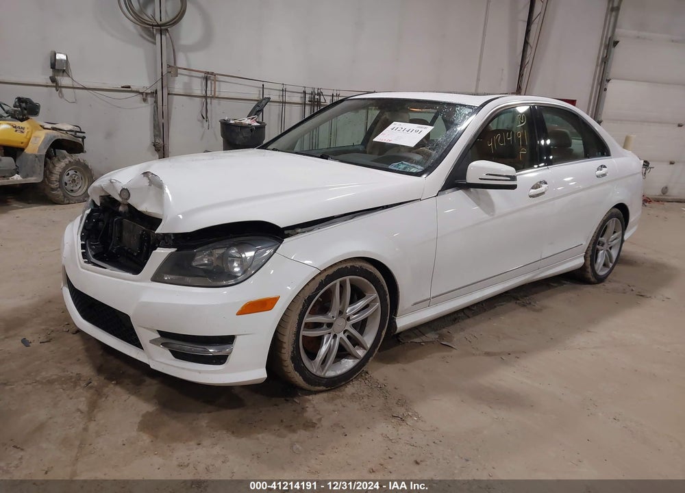 2014 MERCEDES-BENZ C 300 LUXURY 4MATIC/SPORT 4MATIC VIN: WDDGF8AB8ER318002