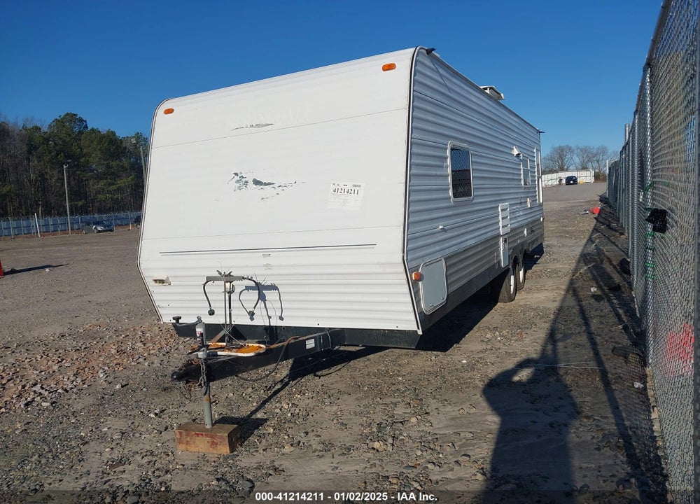 2005 KEYSTONE RV TRAVEL TRAILER VIN: 4YDT256215N119700
