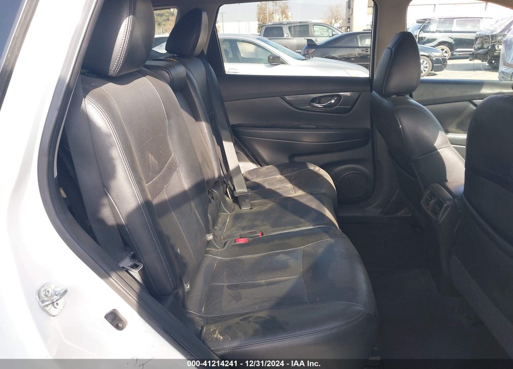 2015 NISSAN ROGUE SL VIN: 5N1AT2MT9FC908073