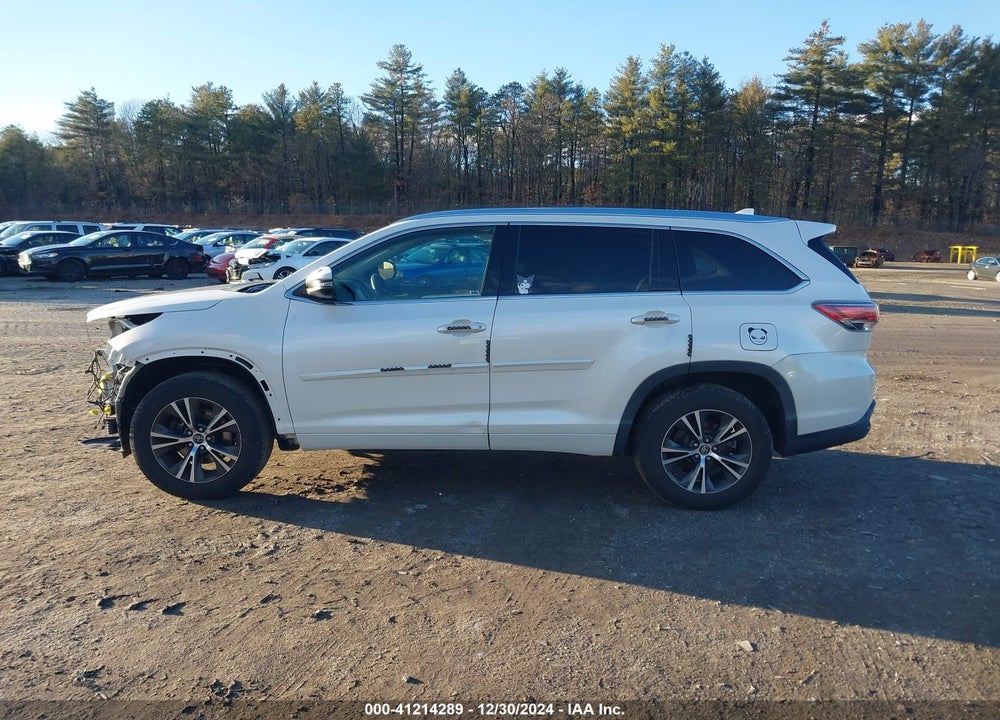 2016 TOYOTA HIGHLANDER XLE V6 VIN: 5TDKKRFH0GS175585