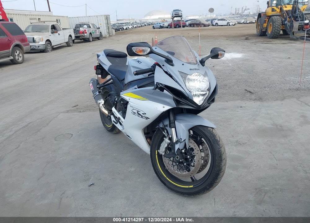 2022 SUZUKI GSX-R600 VIN: JS1GN7FA1N7100643