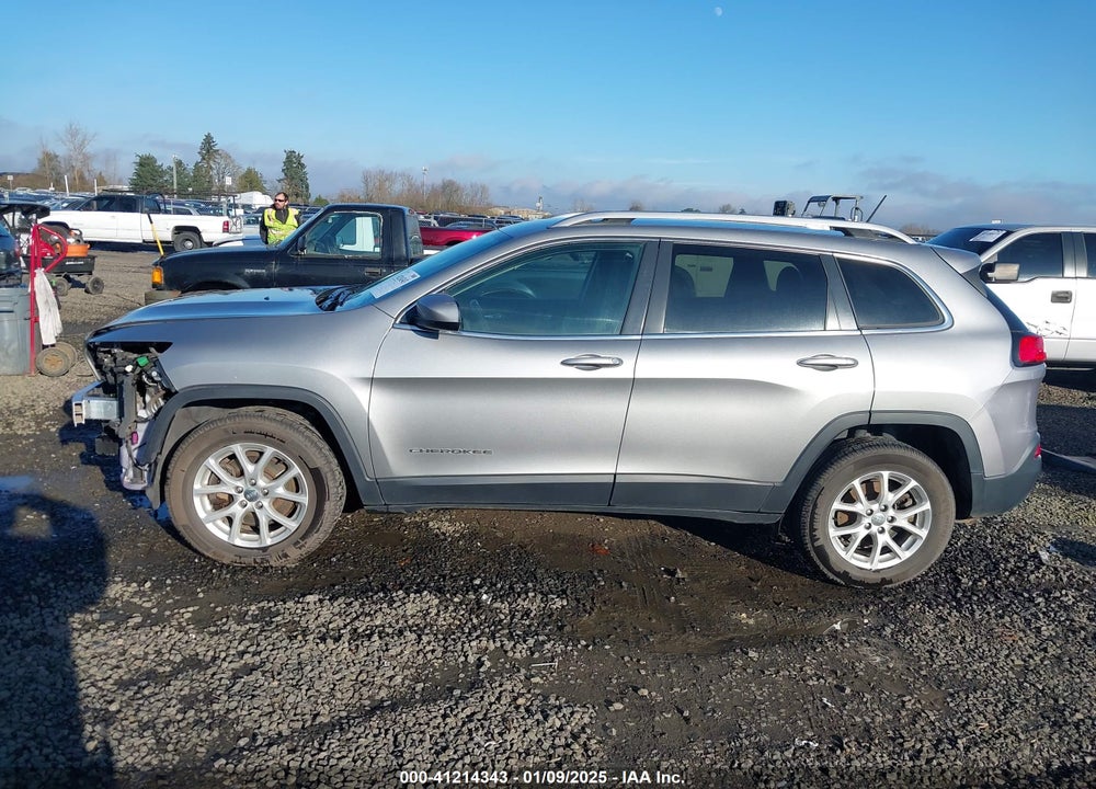2016 JEEP CHEROKEE LATITUDE VIN: 1C4PJMCB3GW215394