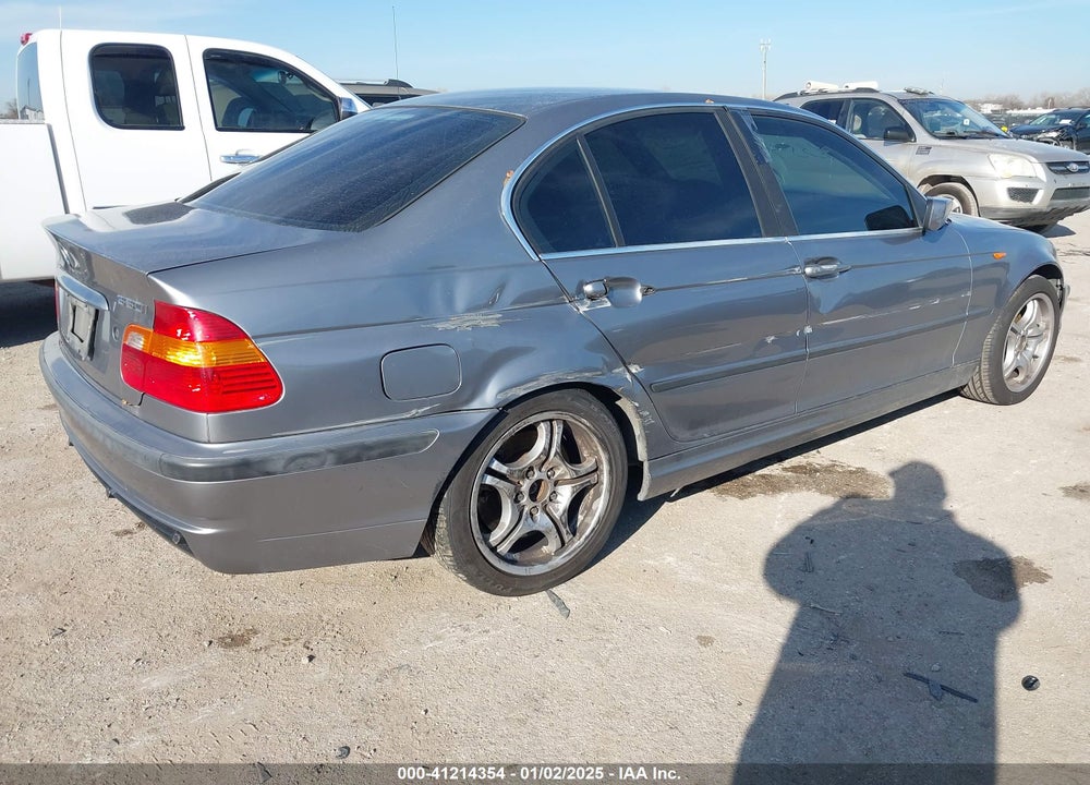 2003 BMW 330I VIN: WBAEV53493KM32790