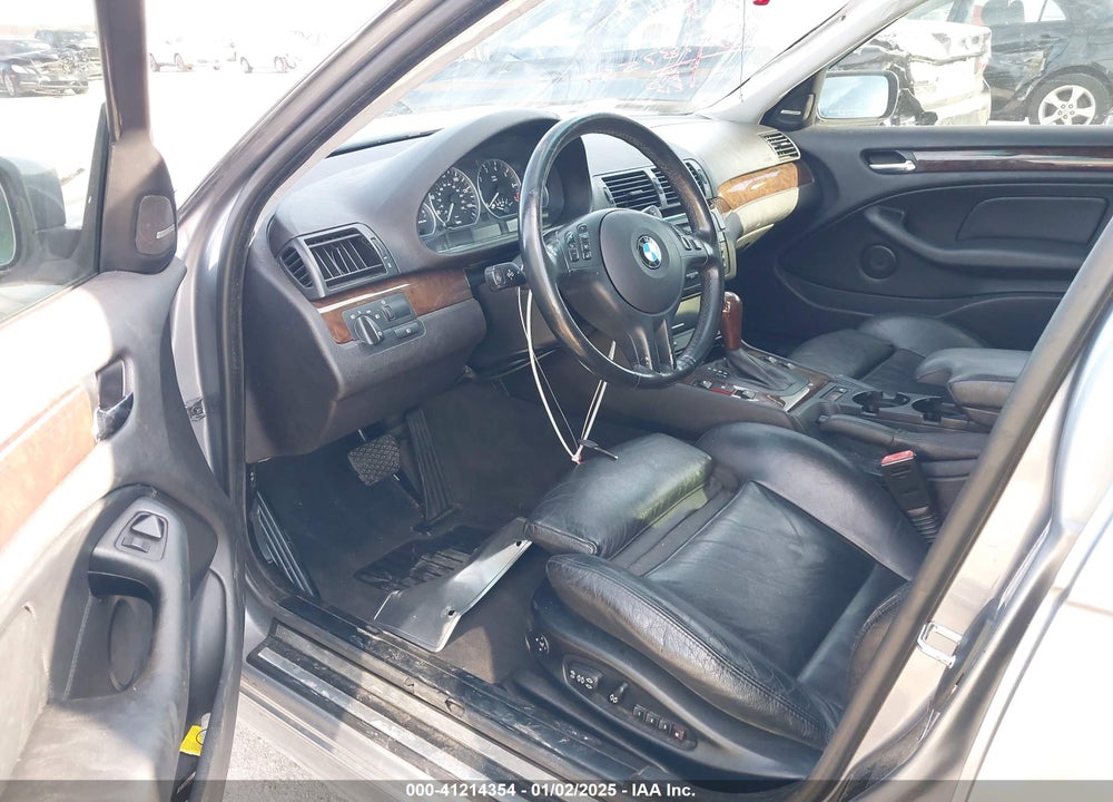 2003 BMW 330I VIN: WBAEV53493KM32790