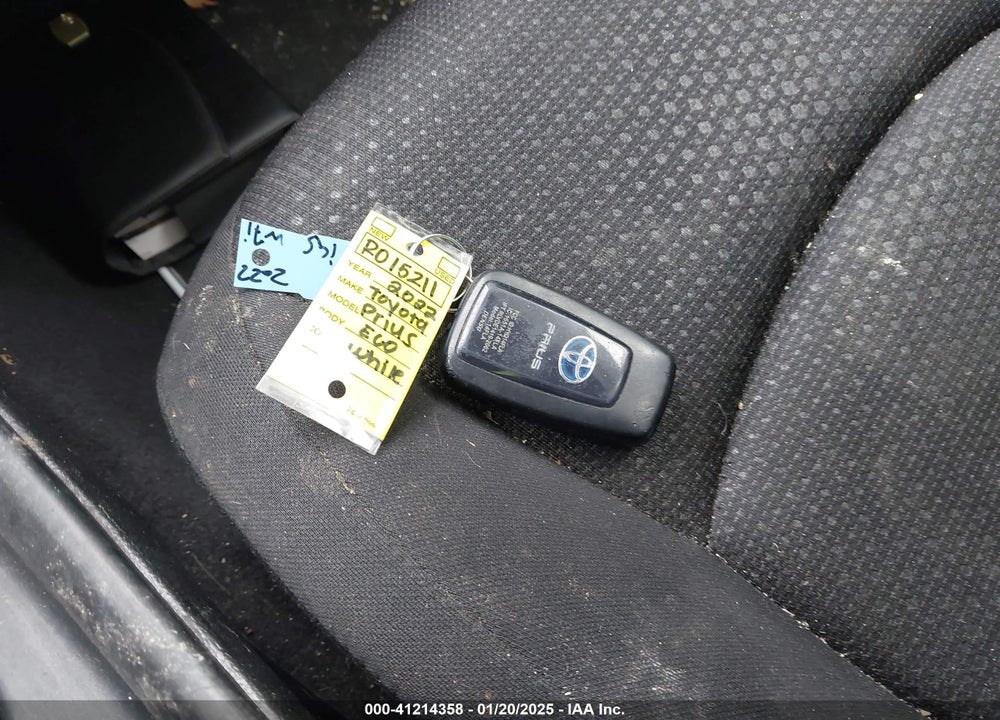 2022 TOYOTA PRIUS VIN: JTDKAMFU5N3156063