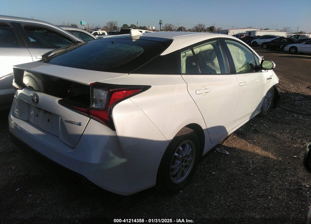 2022 TOYOTA PRIUS VIN: JTDKAMFU5N3156063