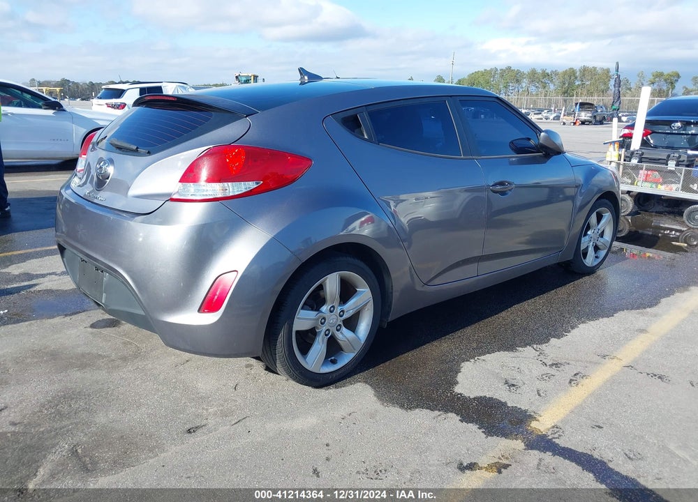 2015 HYUNDAI VELOSTER VIN: KMHTC6ADXFU224561