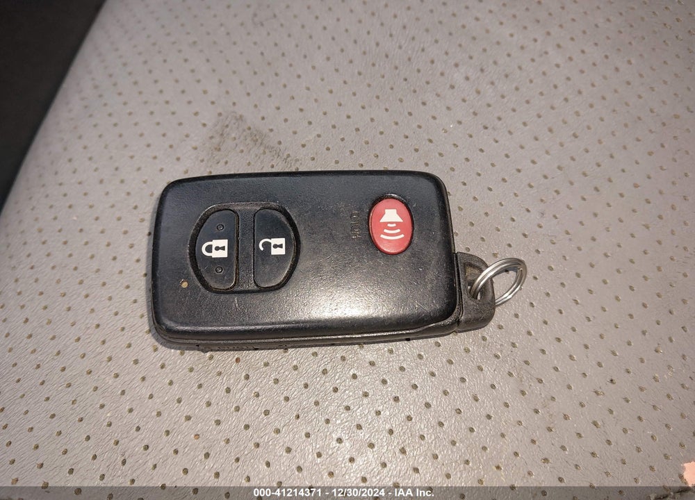 2011 TOYOTA RAV4 VIN: 2T3DF4DV1BW102483
