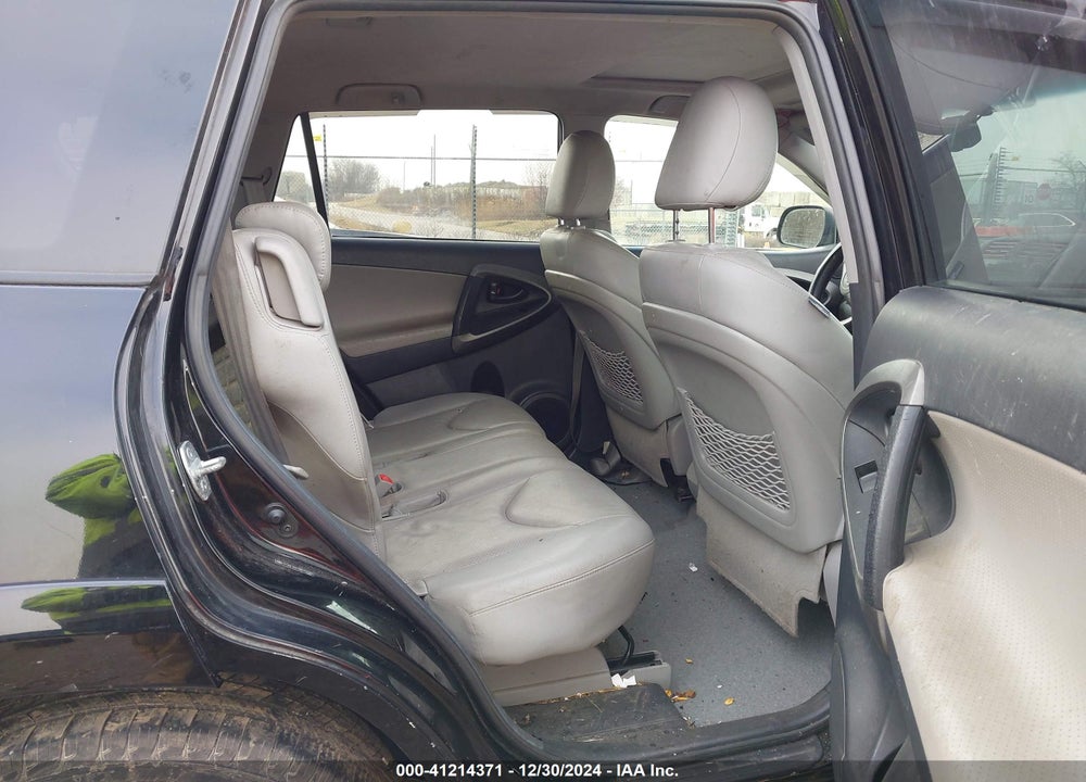 2011 TOYOTA RAV4 VIN: 2T3DF4DV1BW102483