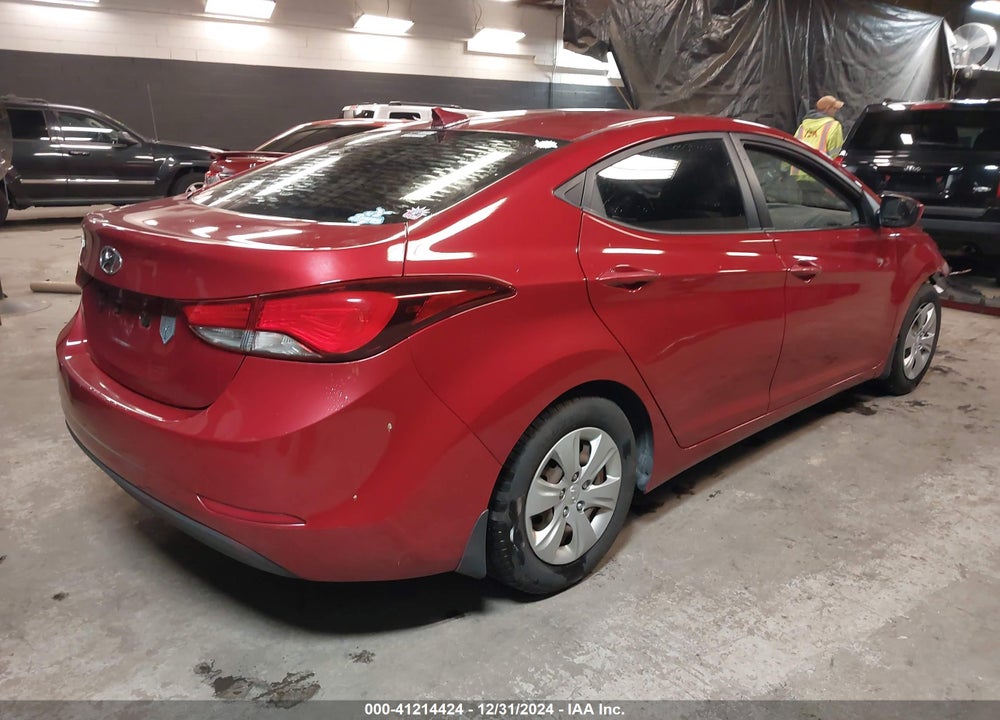 2016 HYUNDAI ELANTRA VIN: KMHDH4AEXGU652117