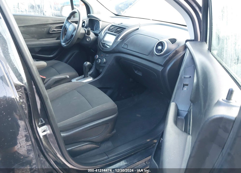 2015 CHEVROLET TRAX 1LS VIN: KL7CJKSB5FB225867