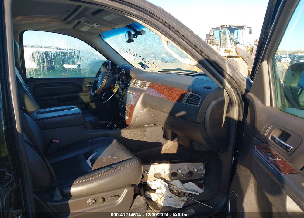 2012 GMC YUKON DENALI VIN: 1GKS1EEF9CR298262