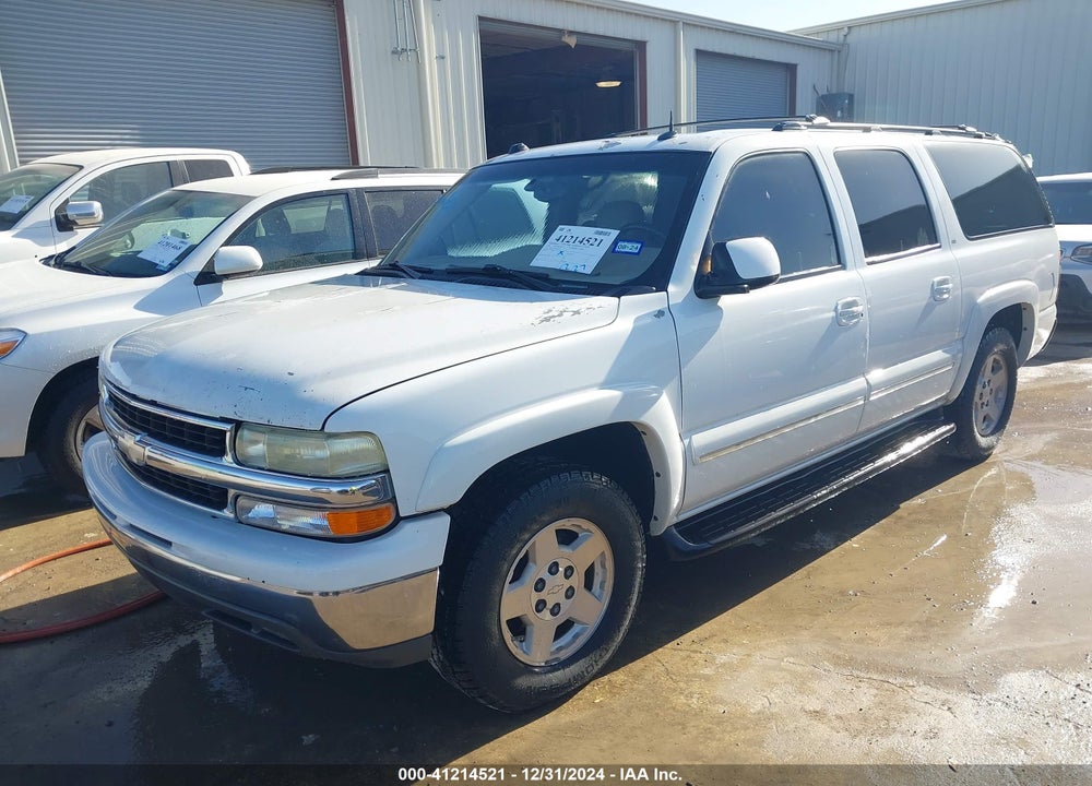 2004 CHEVROLET SUBURBAN 1500 LT VIN: 1GNEC16Z94J135137