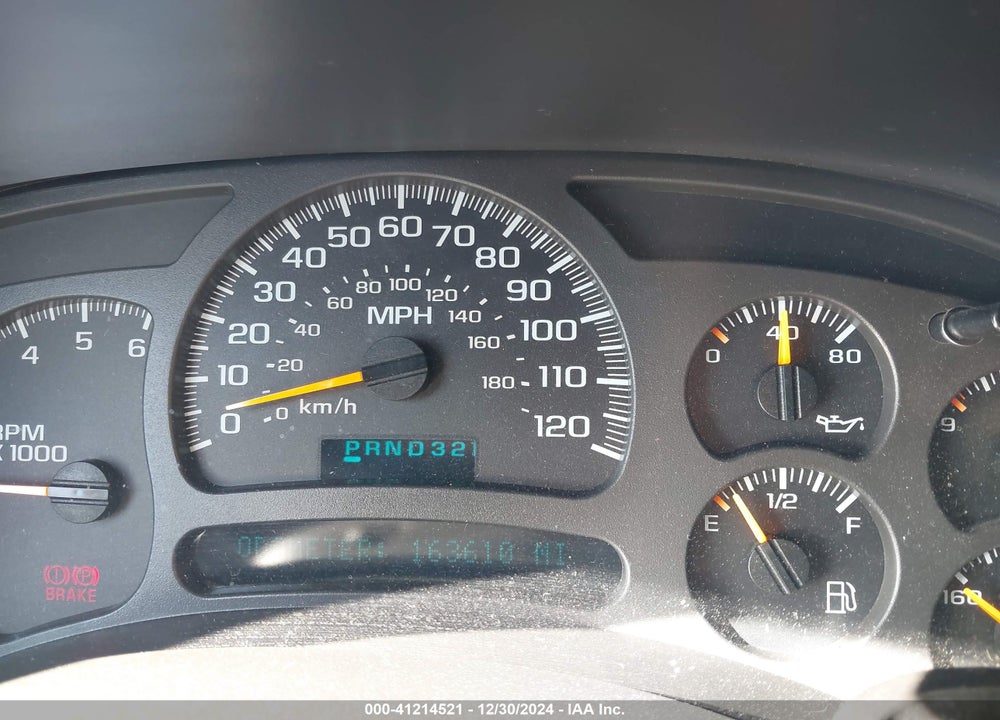 2004 CHEVROLET SUBURBAN 1500 LT VIN: 1GNEC16Z94J135137