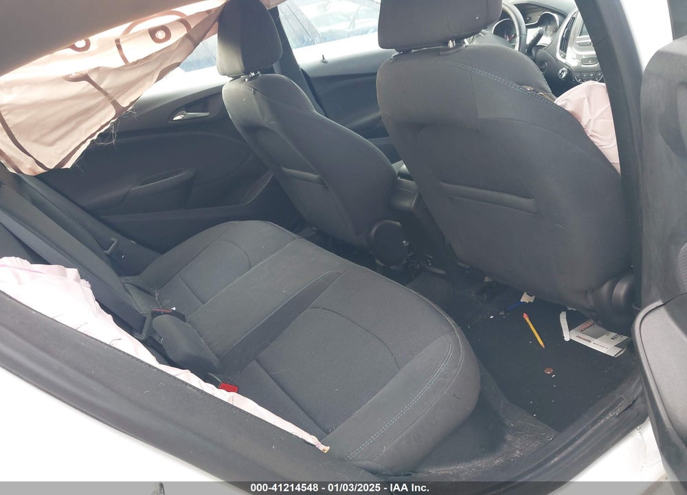 2017 CHEVROLET CRUZE VIN: 3G1BE6SM1HS588937