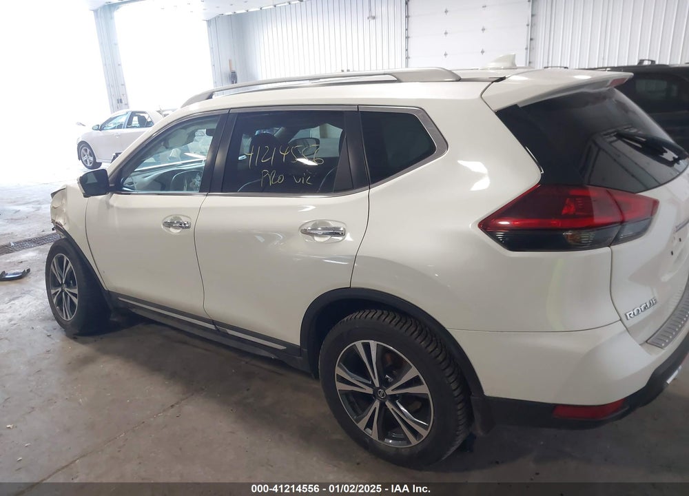 2018 NISSAN ROGUE SL VIN: 5N1AT2MV6JC823539