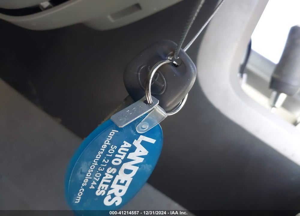 2010 TOYOTA TUNDRA VIN: 5TFUW5F11AX135364