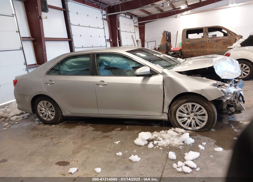 2014 TOYOTA CAMRY VIN: 4T4BF1FK8ER352279