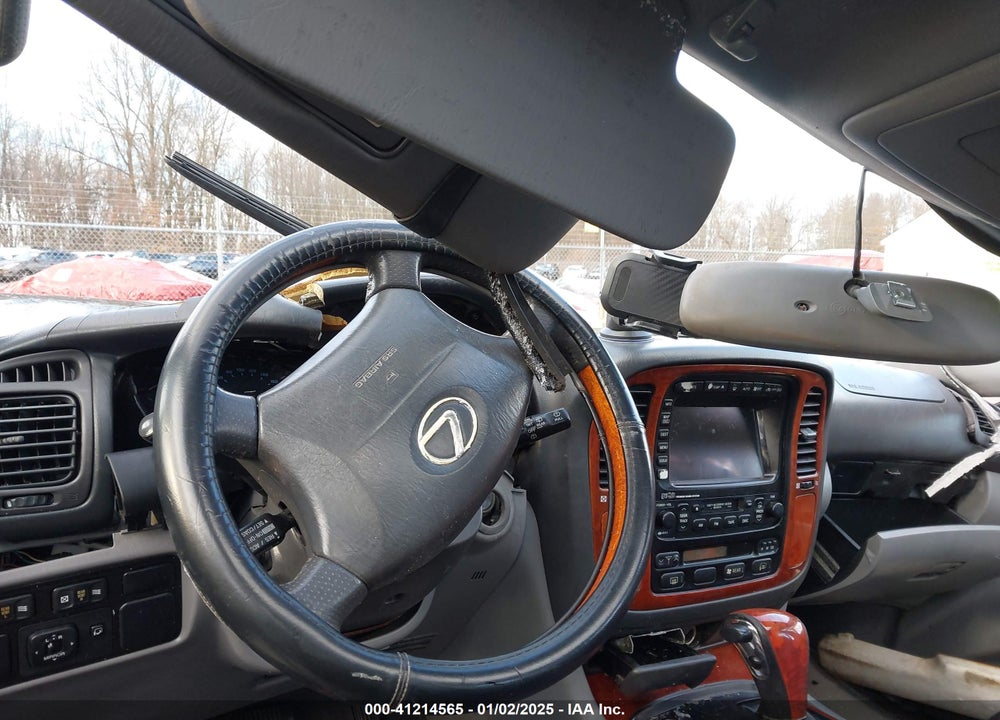 2002 LEXUS LX 470 VIN: JTJHT00W123515036