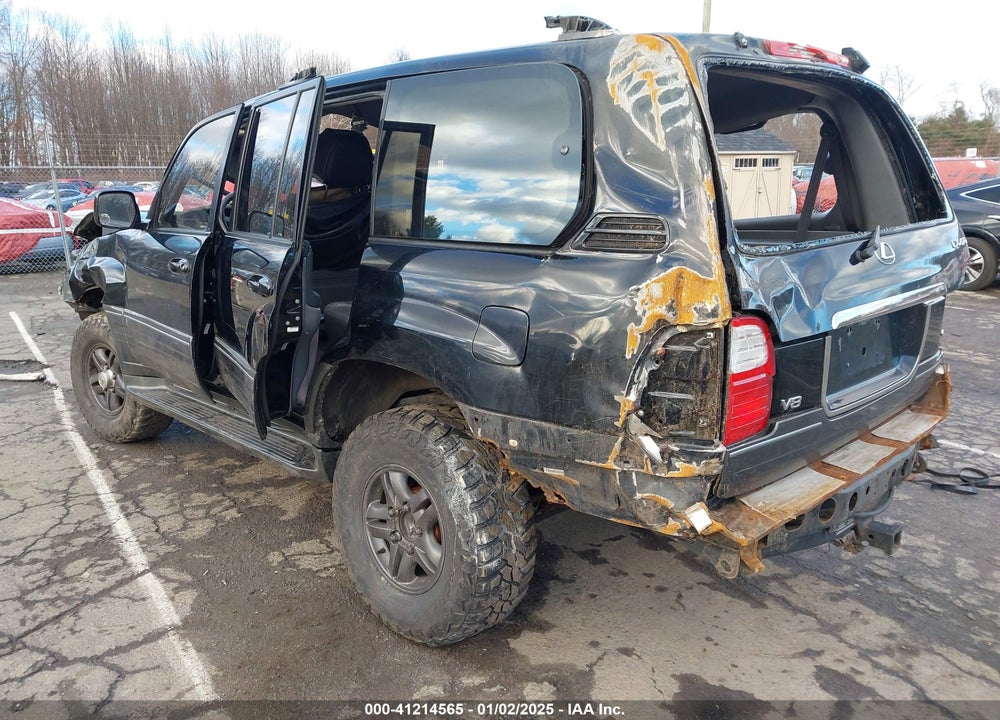 2002 LEXUS LX 470 VIN: JTJHT00W123515036