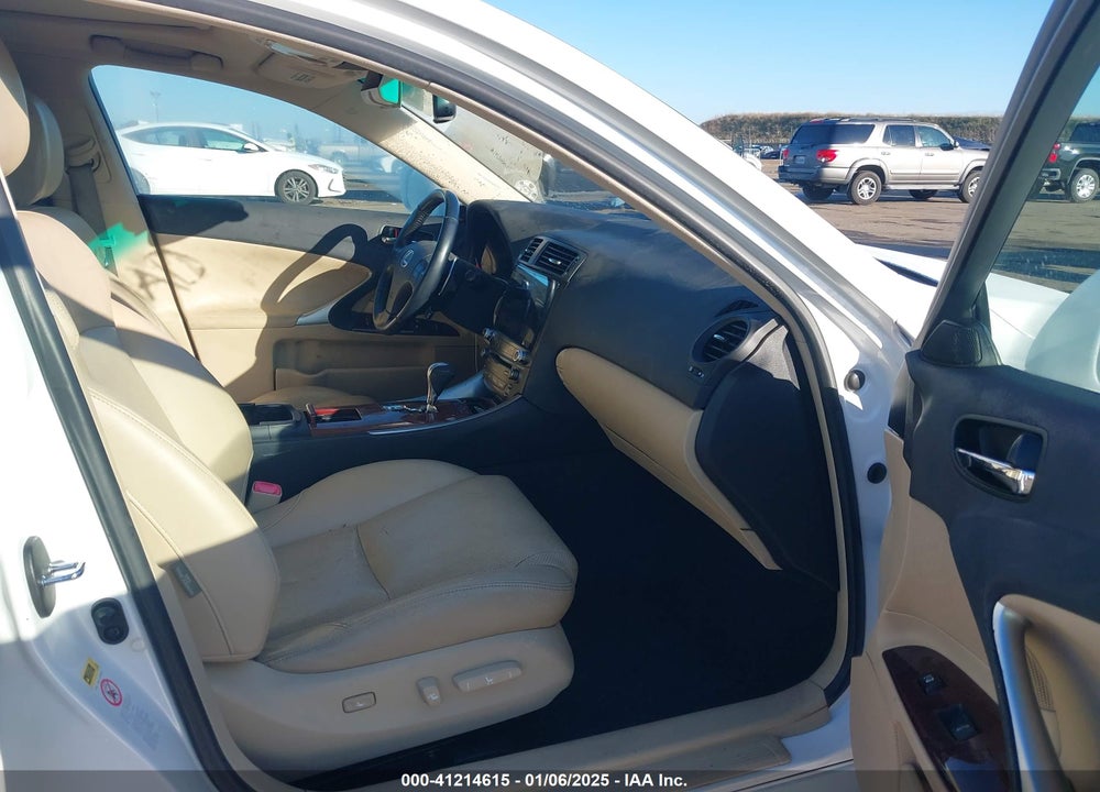 2008 LEXUS IS 250 VIN: JTHBK262485061596