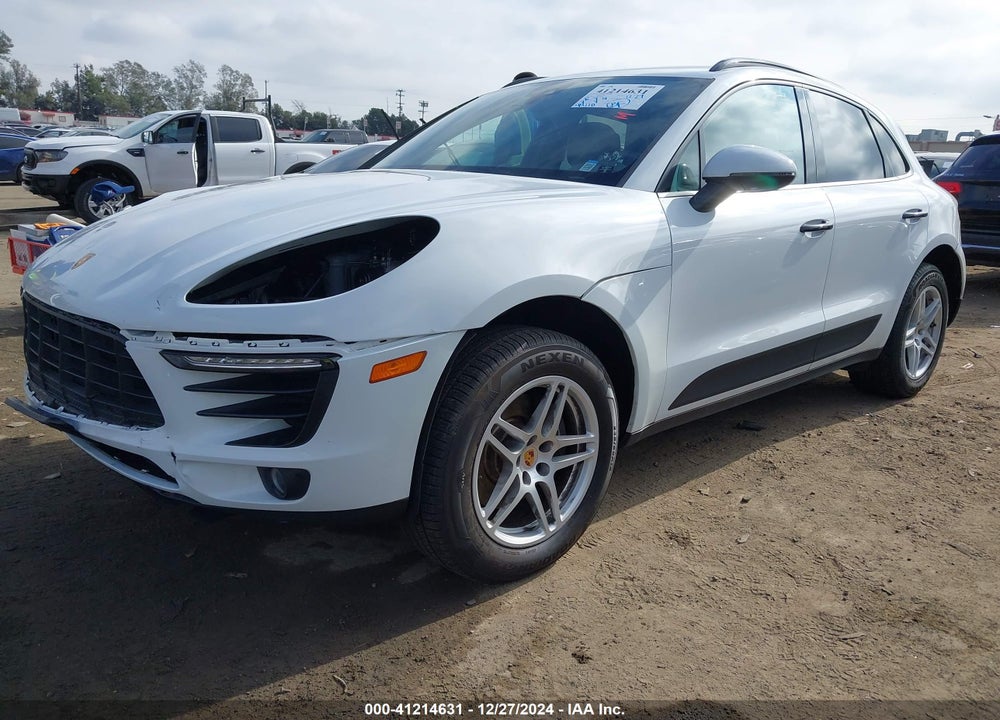 2018 PORSCHE MACAN VIN: WP1AA2A58JLB23812
