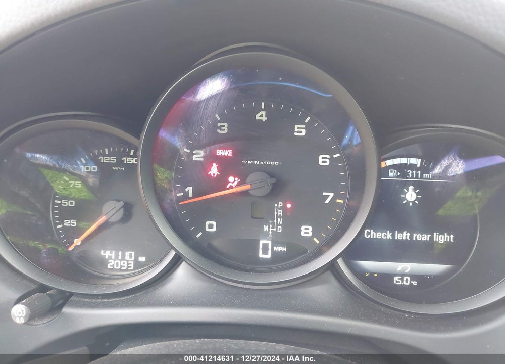 2018 PORSCHE MACAN VIN: WP1AA2A58JLB23812