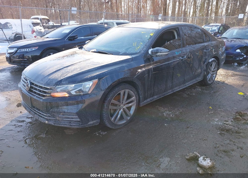 2018 VOLKSWAGEN PASSAT VIN: 1VWAA7A37JC020276