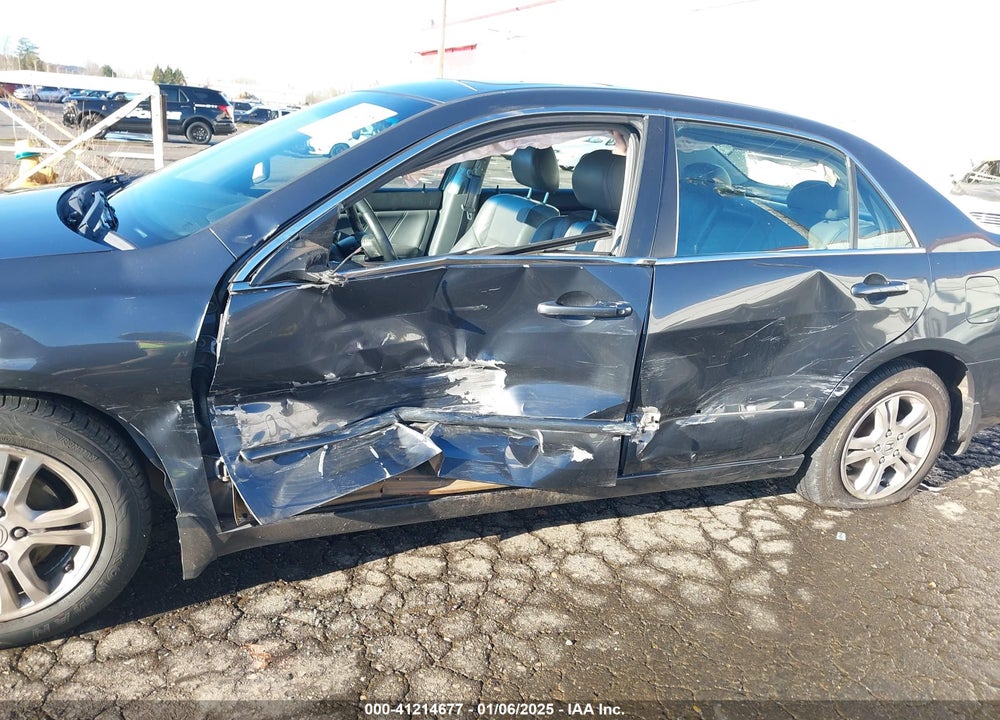 2007 HONDA ACCORD 2.4 EX VIN: 1HGCM568X7A043570