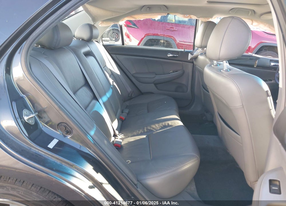 2007 HONDA ACCORD 2.4 EX VIN: 1HGCM568X7A043570