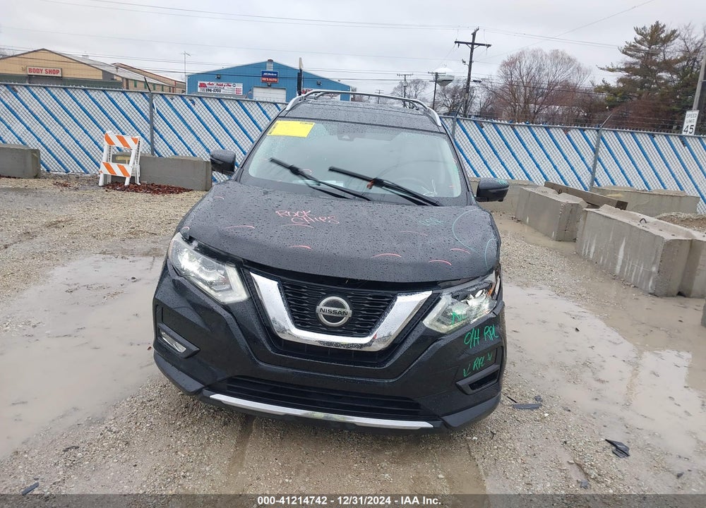 2018 NISSAN ROGUE VIN: 5N1AT2MV5JC804139