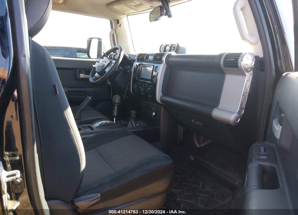 2010 TOYOTA FJ CRUISER VIN: JTEBU4BF1AK093036